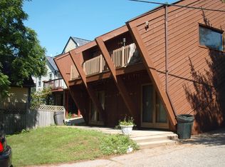 123 Fairbrook St, Northville, MI