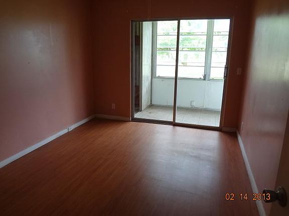 4th image of 551 SW 135th Ave APT 205B