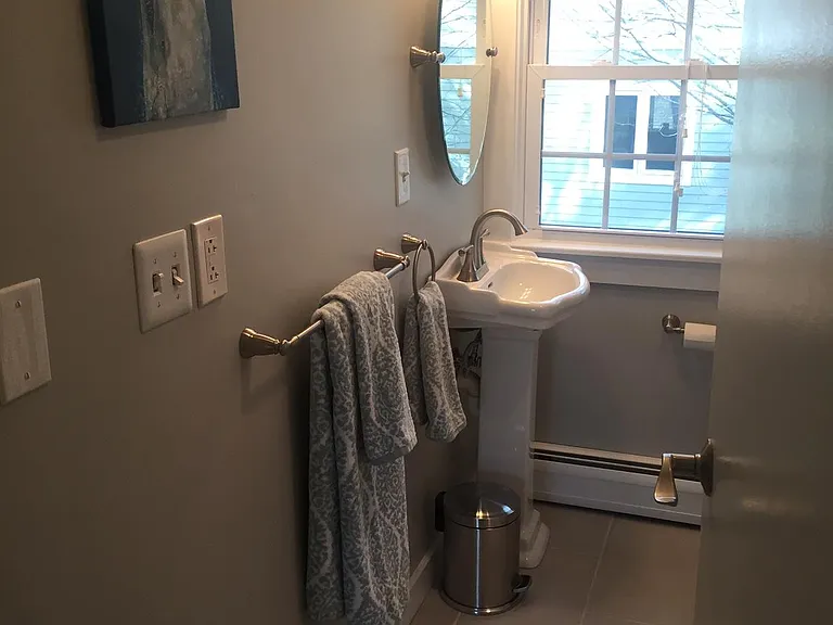 17 Sunset Ave — Photo 26