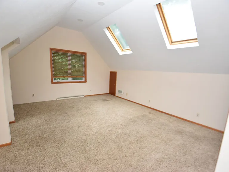 17967 Edgewood Walk — Photo 18