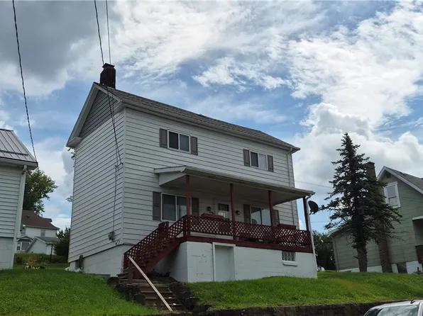 904 N Jefferson St, Connellsville, PA 15425