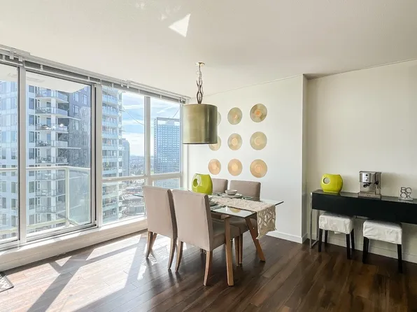 9981 Whalley Blvd #2706, Surrey, BC V3T 0G6