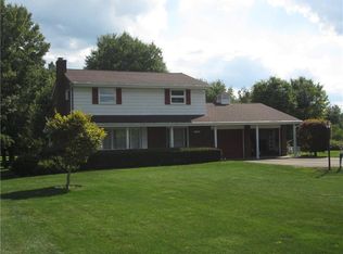 158 W McClain Rd, Belle Vernon, PA 15012