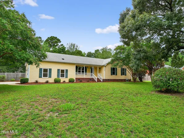7301 Featherstone Court, Wilmington, NC 28411