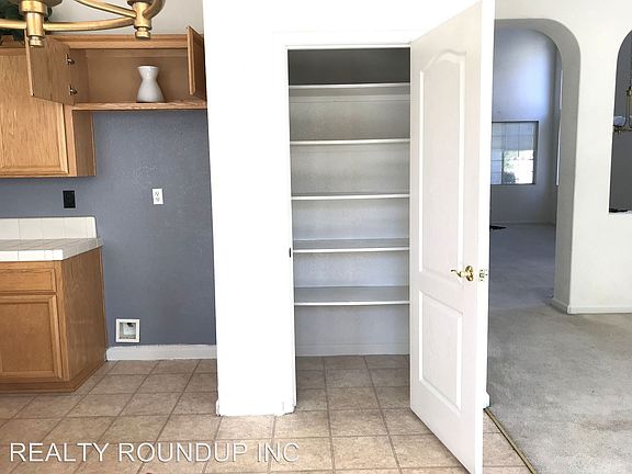 5th image of 8158 Pond Brook Way