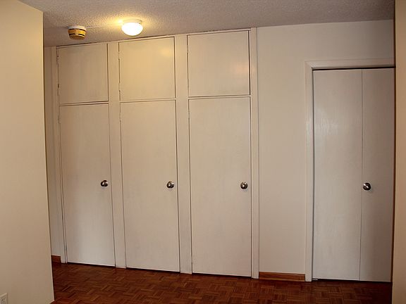 Great storage,entry closets