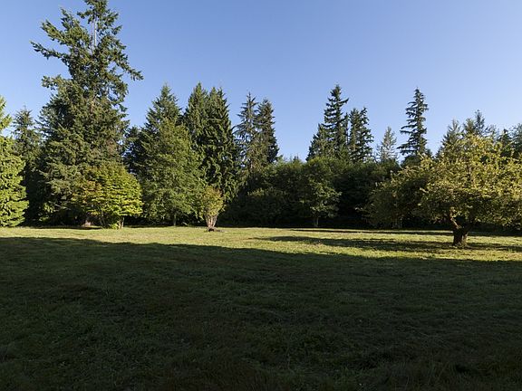 2nd image of 14625 232nd Ave NE