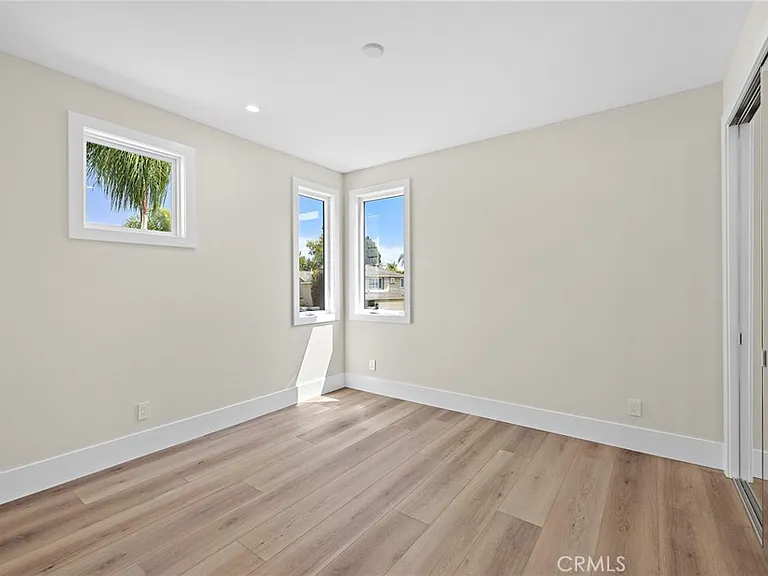 22661 Sweetmeadow — Photo 40