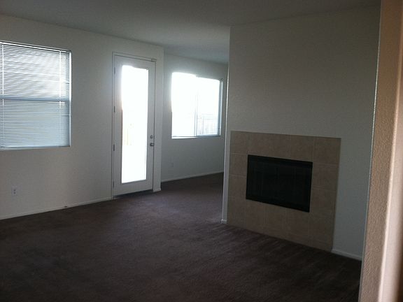 3rd image of 14340 Moon Valley St