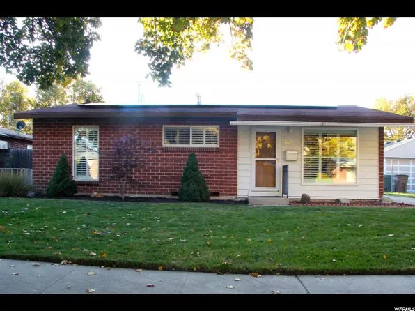 1145 N Buccaneer Dr, Salt Lake City, UT 84116