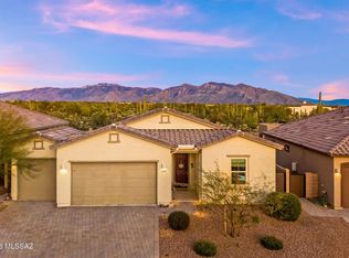 10820 N Iron Peak Dr, Tucson, AZ 85742