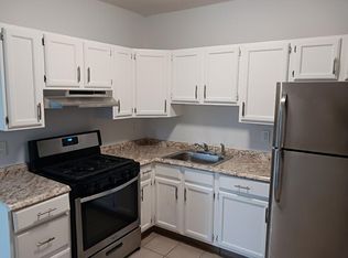 10 Summer St APT 3A, Bristol, CT 06010