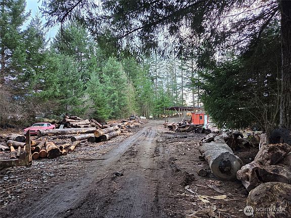 2nd image of 125 Edmonds Road