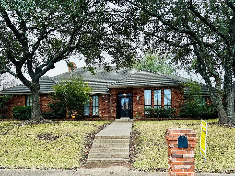 1st image of 526 Sierra Dr