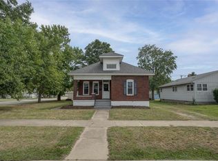 856 E Ferguson Ave, Wood River, IL