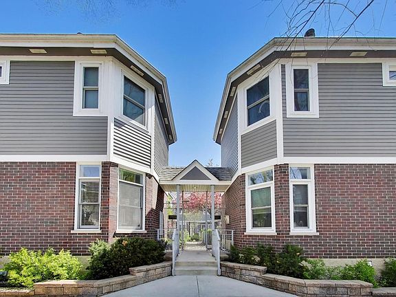 2nd image of 3331 N Racine Ave APT D