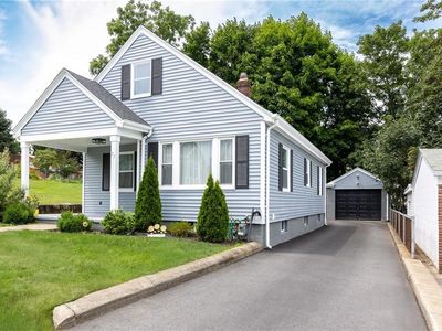77 Rockwood Ave, Cranston, RI, 02920