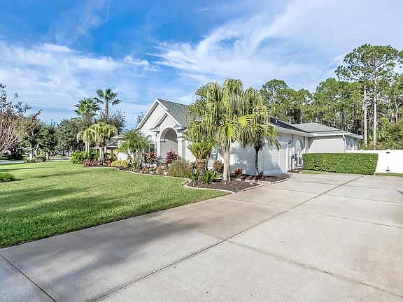 3rd image of 25 Circle Creek Way