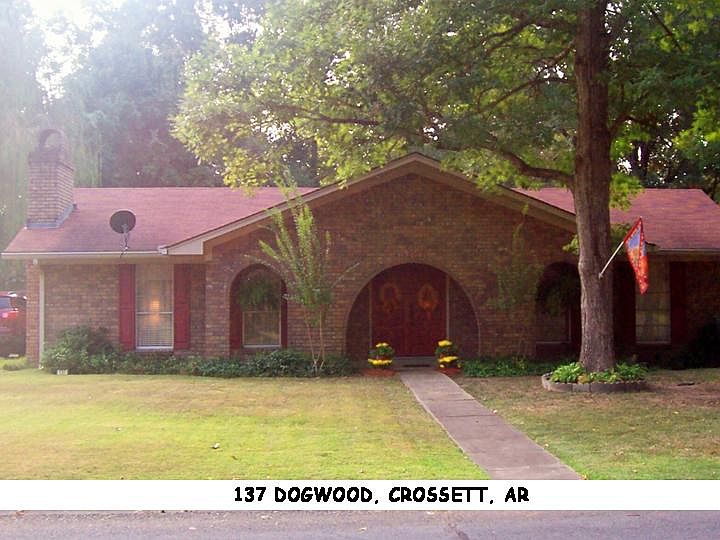 1st image of 137 Dogwood Dr