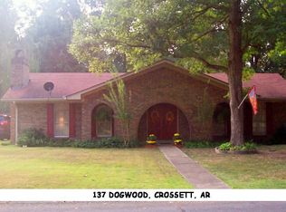 137 Dogwood Dr, Crossett, AR 71635