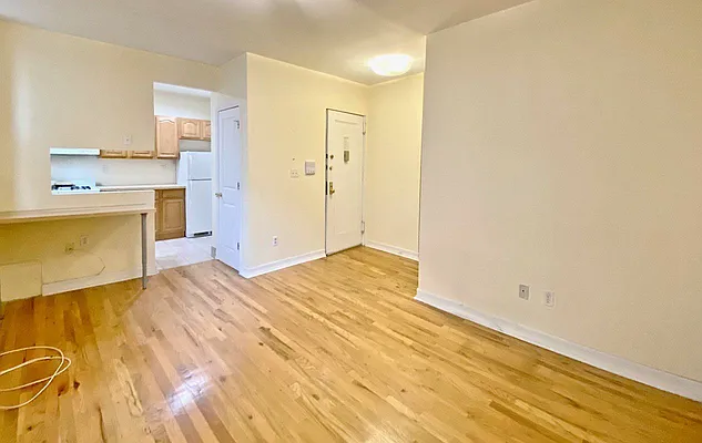 Rented by Bohemia Realty Group | media 8