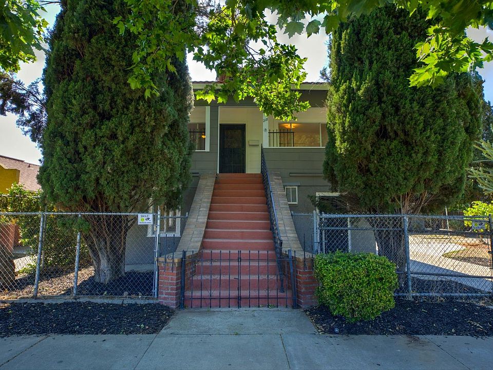1st image of 216 5th St