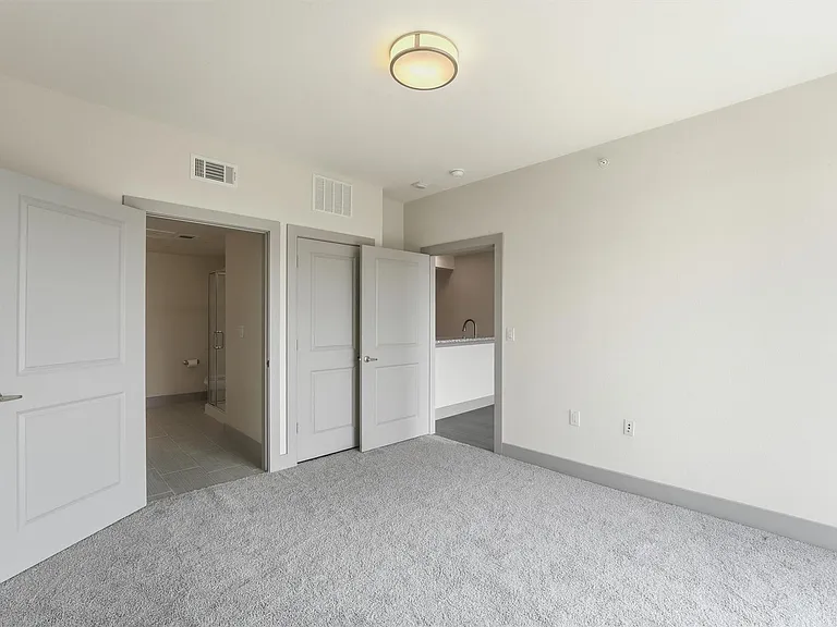 6955 Turtlewood Dr #502 — Photo 3