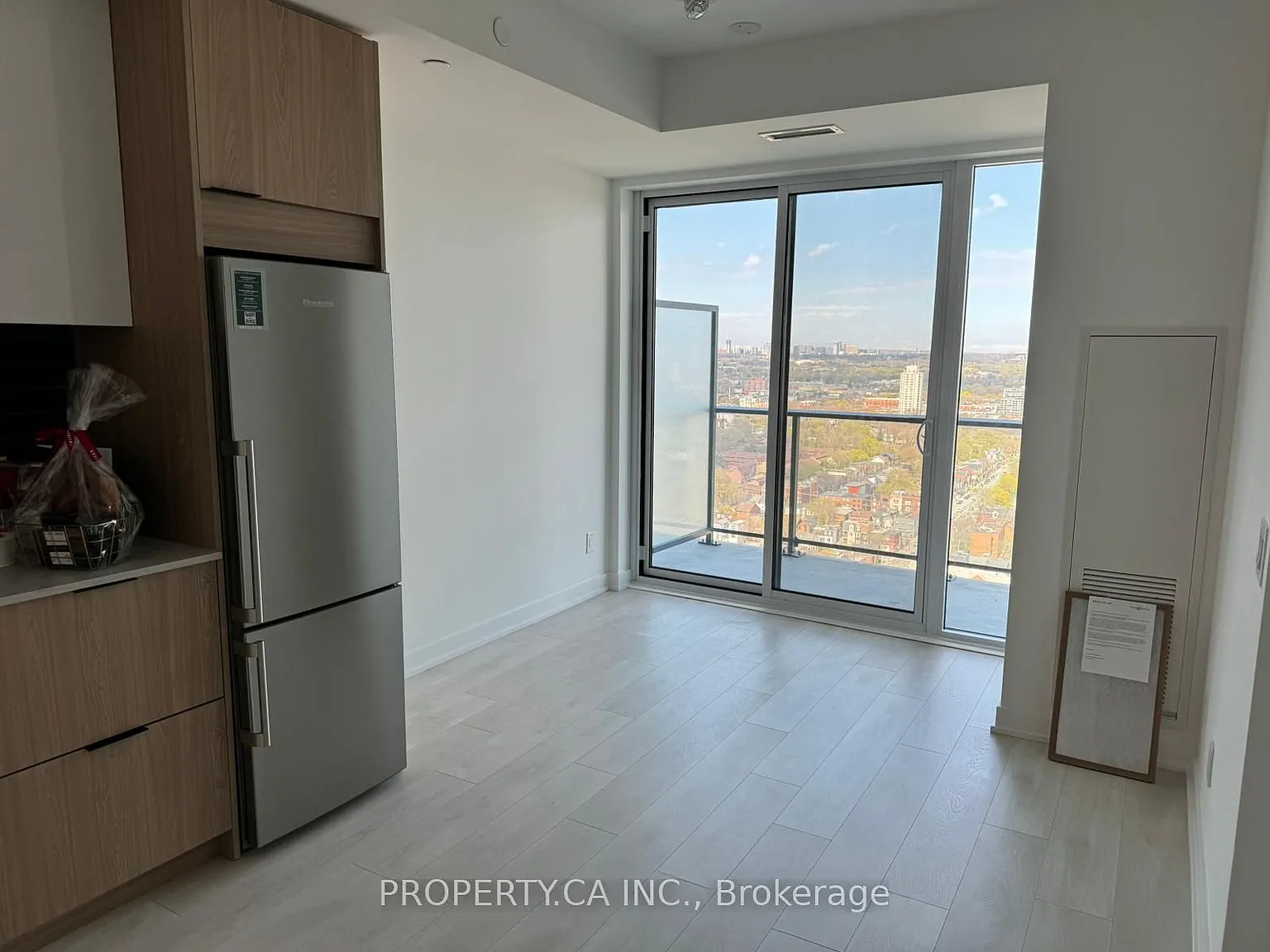 1 bed, $2,000 — Photo 2