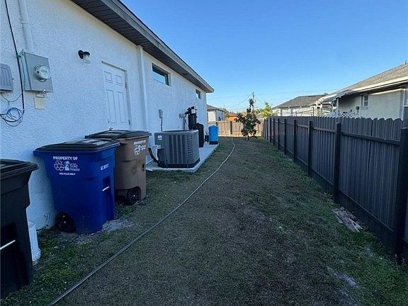 5th image of 3726 11th St W