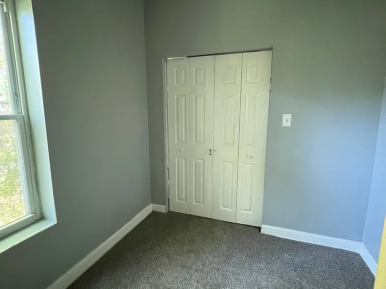 928 N Lawndale Ave #4 — Photo 2