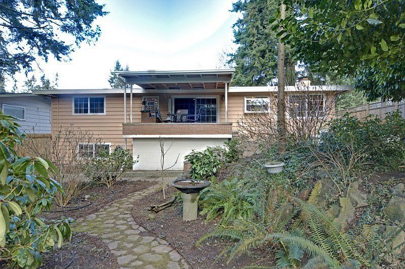 1st image of 6604 182nd St SW