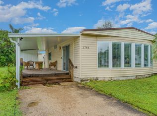 1748 Seagrape St NE, Palm Bay, FL 32905