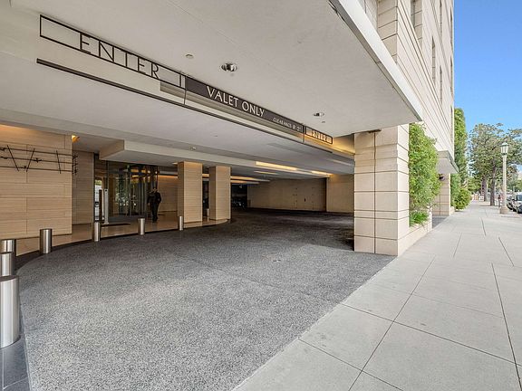 4th image of 345 E Colorado Blvd Unit 502