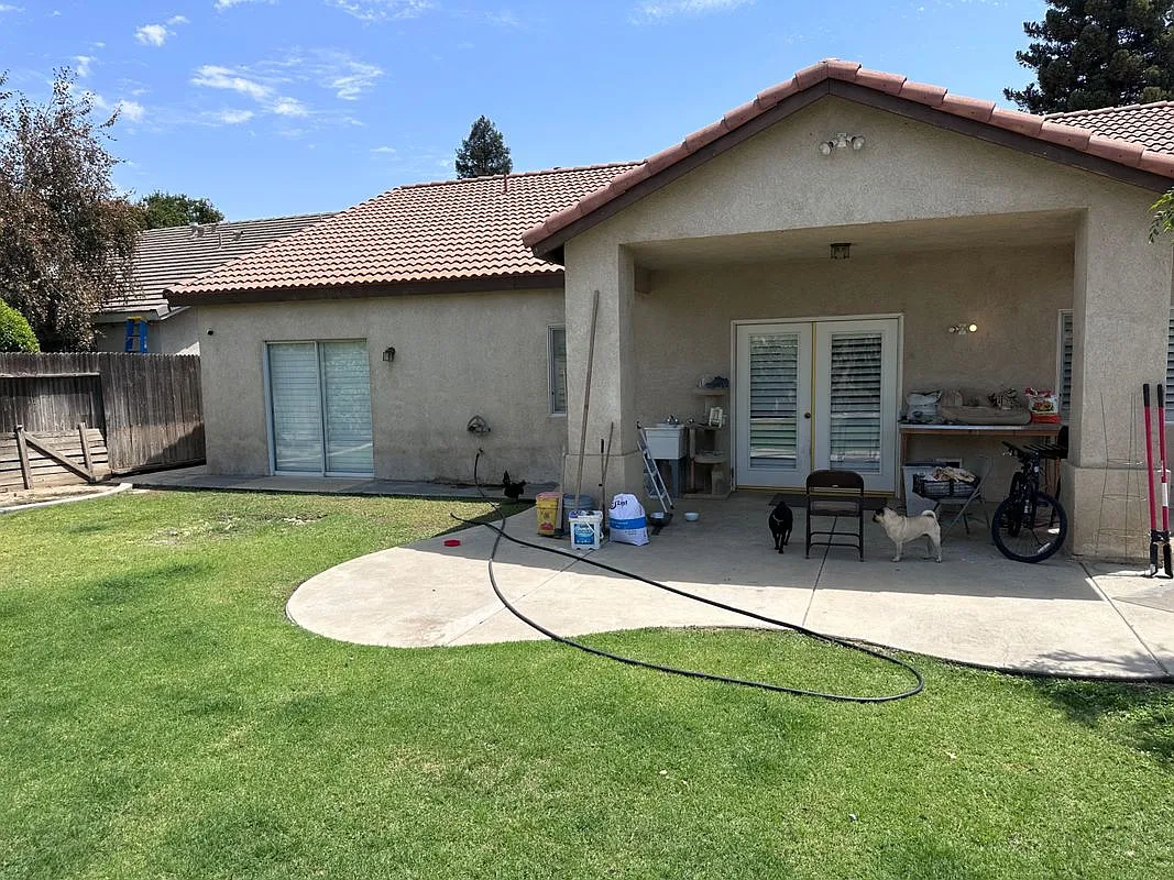 1 bed, 1.0 bath, 100 sqft, $500 — Photo 4