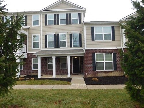 1st image of 6522 W 71st St