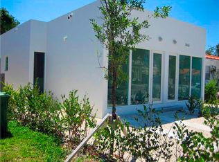 3660 SW 24th Ter, Miami, FL 33145