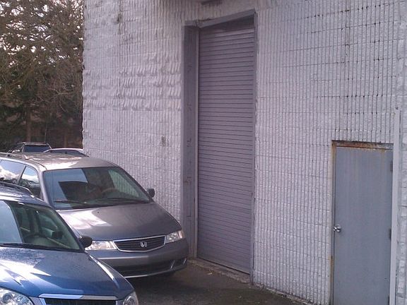4th image of 1405 134th Ave NE