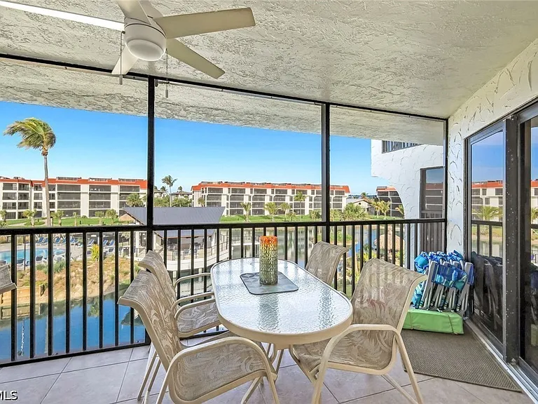 2445 W Gulf Dr #32E — Photo 22