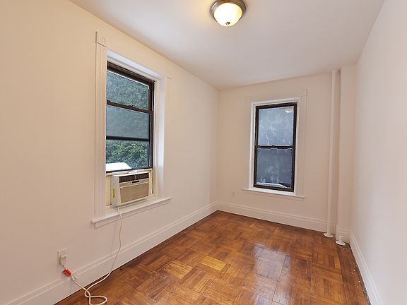 5th image of 141 E 61st St APT 4B