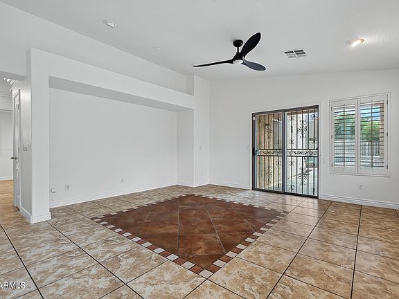 3rd image of 8319 W Whyman Ave