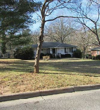 3rd image of 724 Hale Ave