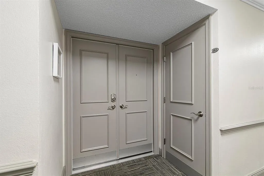 1400 Gulf Blvd — Photo 3
