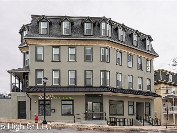 3rd image of 225 High St #11670876