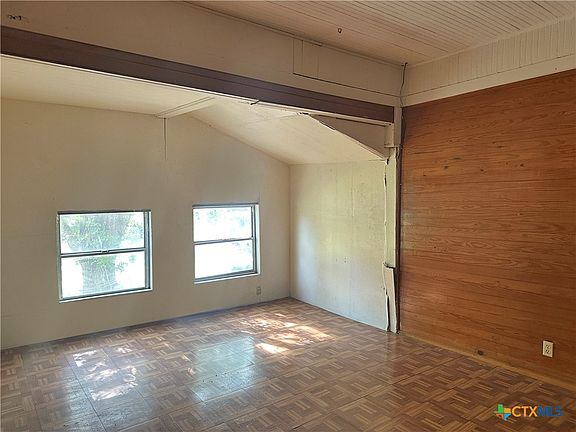 3rd image of 1503 Lova Dr