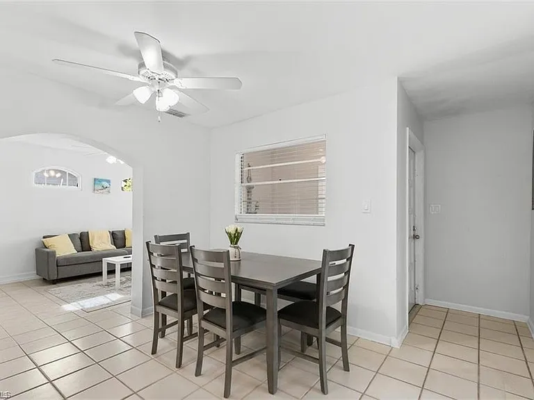 717 95th Ave N #1 — Photo 7