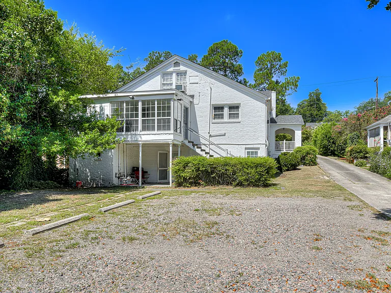 714 Hickman Rd — Photo 37