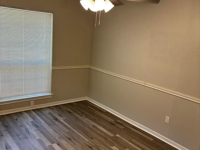 26019 Leafywood Dr — Photo 20
