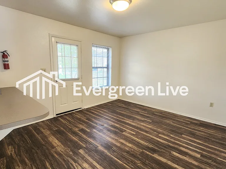 117 Raven Dr — Photo 7