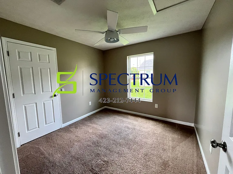 2054 Jonathon Dr — Photo 19