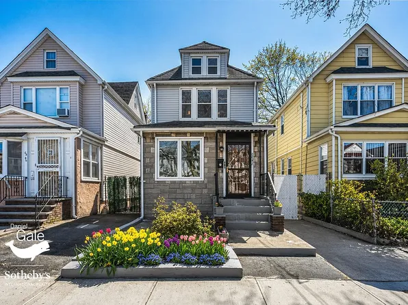 6842 Loubet St, Forest Hills, NY 11375